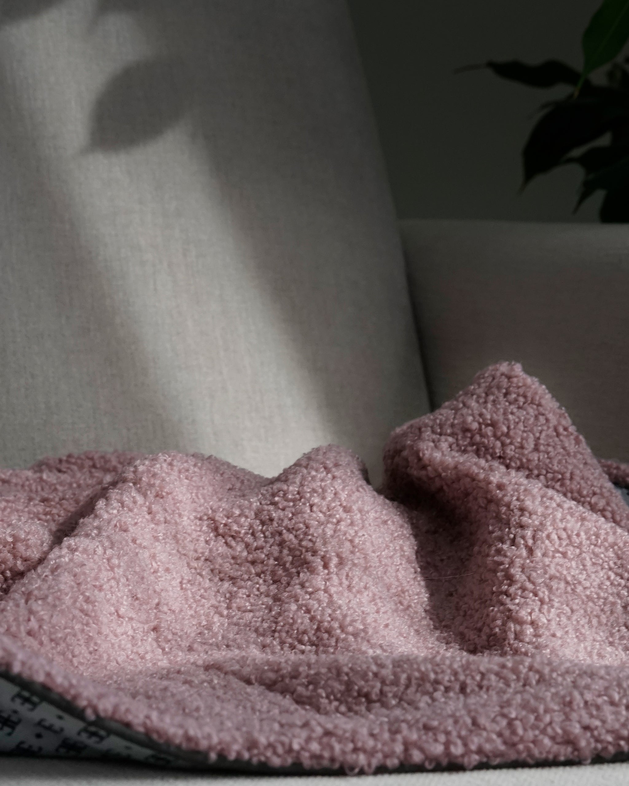 Bavente Blanket