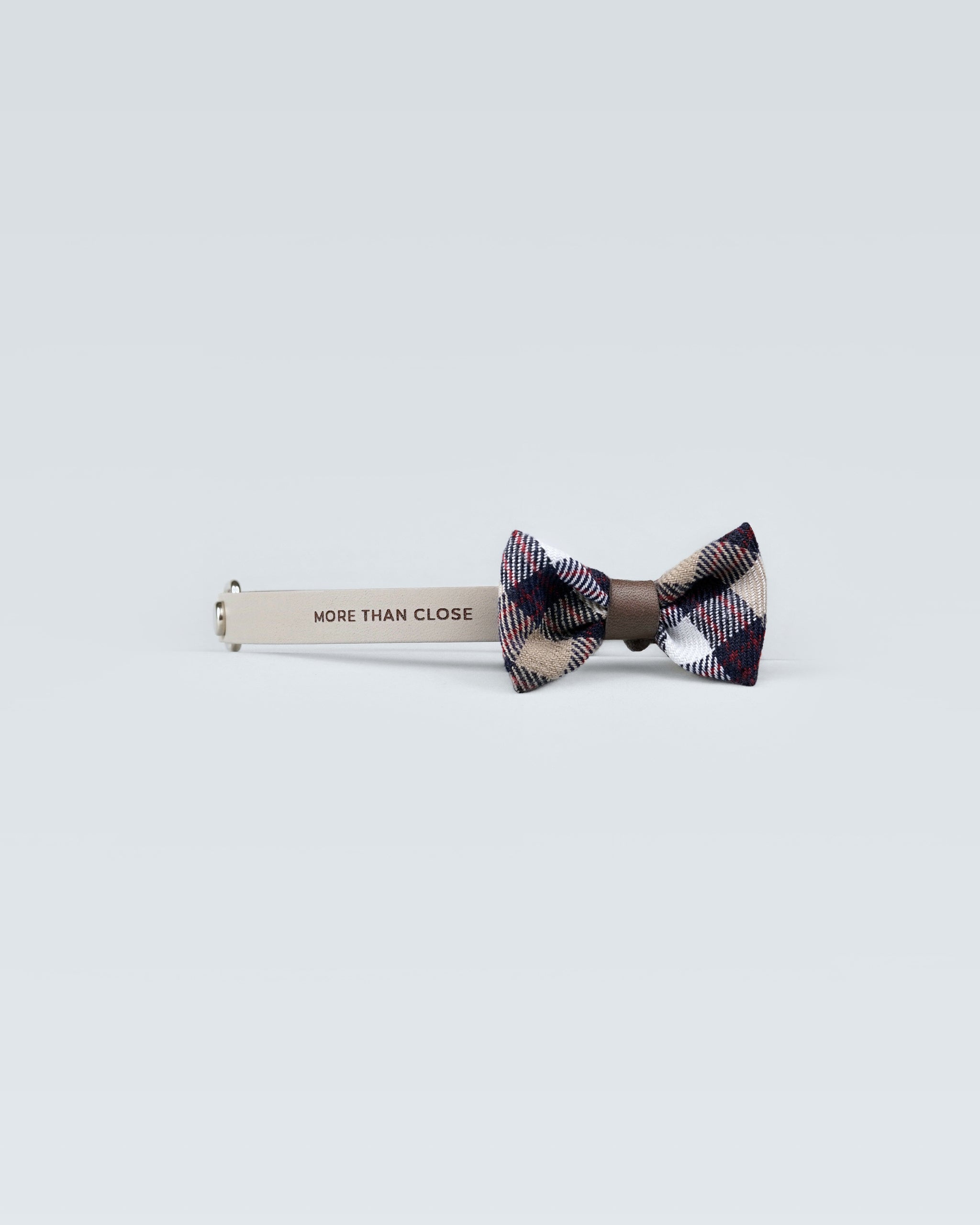 Nerili Collar Bow