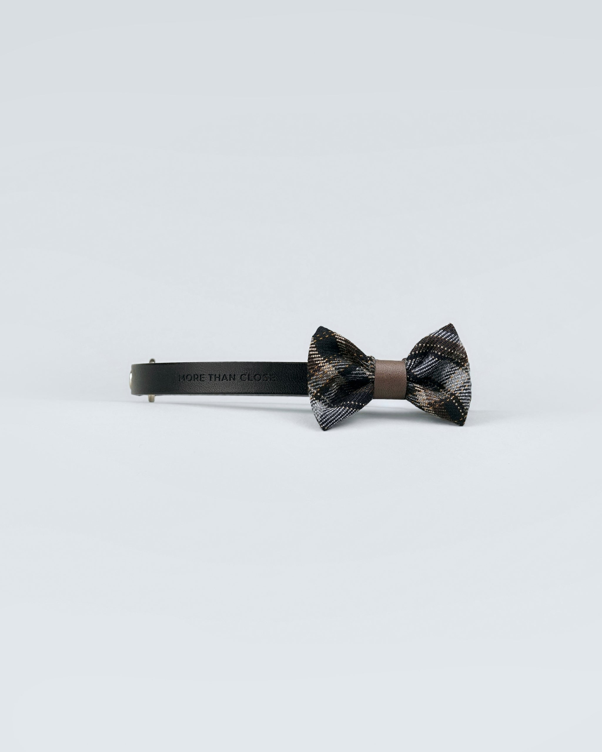 Nerili Collar Bow