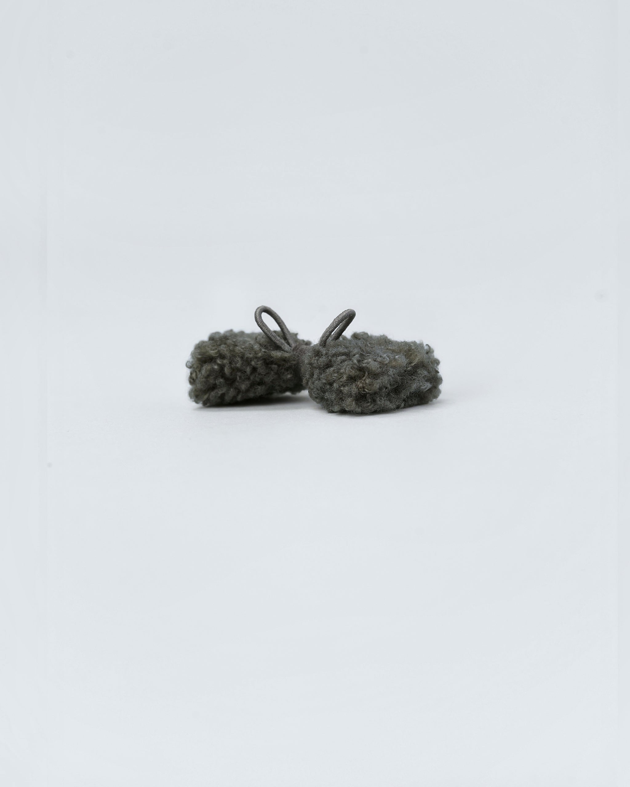 Bavente Collar Bow